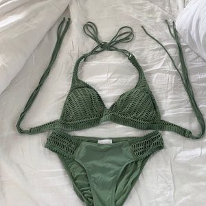 Green bikini crochet robin piccone